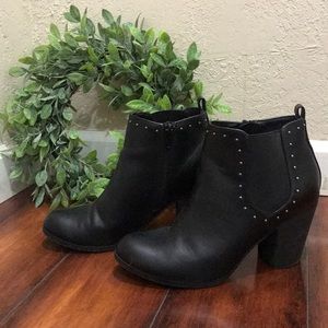 CELIA Black Ankle Booties